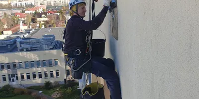 Prace montażowe na wysokości